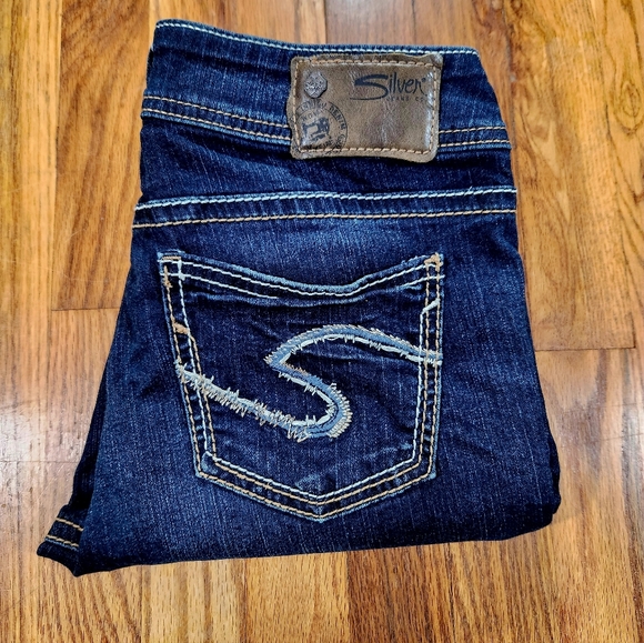 Silver Jeans Denim - Silver Suki Baby Boot size 28 inseam 31 Dark Wash